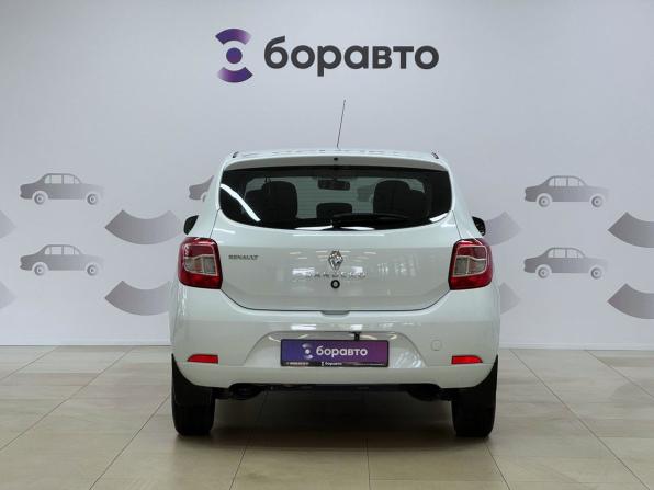 Renault Sandero II Рестайлинг с пробегом 2018 года, цена 919 000 рублей, 169830 км, хэтчбек, Автокод Объявления