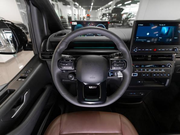 Hyundai Staria I Рестайлинг с пробегом 2026 года, цена 6 900 000 рублей, 3188 км, минивэн, Автокод Объявления