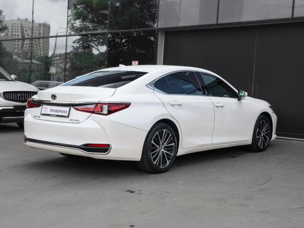 Lexus ES VII Рестайлинг с пробегом 2021 года, цена 4 350 000 рублей, 79919 км, седан, Автокод Объявления