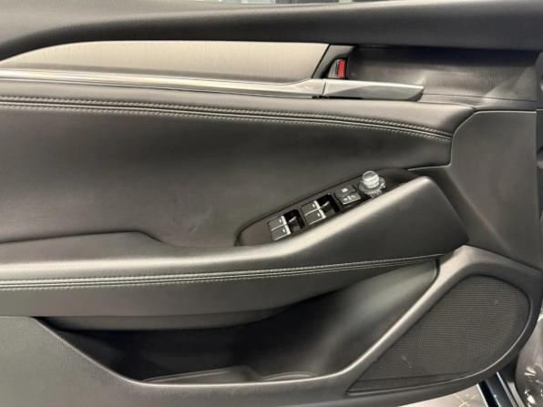 Mazda 6 III (GJ) Рестайлинг 2 с пробегом 2021 года, цена 3 250 000 рублей, 80581 км, седан, Автокод Объявления