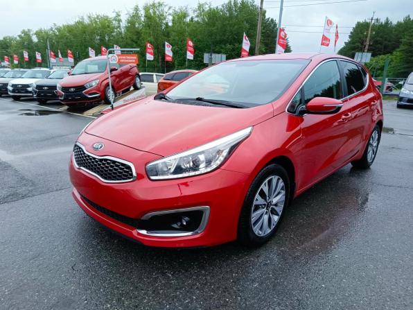 Kia Ceed II Рестайлинг с пробегом 2018 года, цена 1 599 995 рублей, 79760 км, хэтчбек, Автокод Объявления