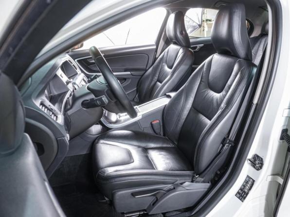 Volvo S60 II с пробегом 2012 года, цена 929 000 рублей, 160272 км, седан, Автокод Объявления
