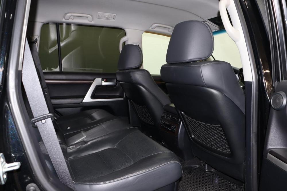 Toyota Land Cruiser 200 Series Рестайлинг 2 Сургут  - изображение 38