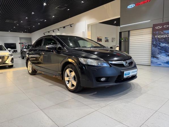 Honda Civic VIII Рестайлинг с пробегом 2011 года, цена 688 000 рублей, 295916 км, седан, Автокод Объявления