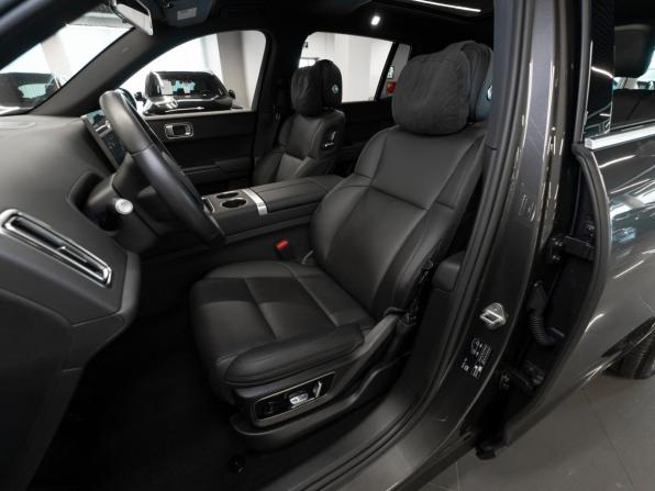 Li Auto (Lixiang) L7 I с пробегом 2024 года, цена 5 575 000 рублей, 43494 км, внедорожник, Автокод Объявления