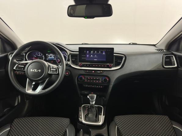 Kia Ceed III Рестайлинг с пробегом 2022 года, цена 2 290 000 рублей, 110113 км, универсал, Автокод Объявления