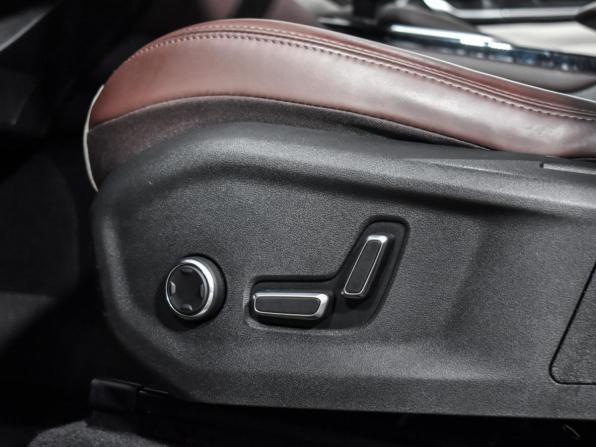 Geely Monjaro I с пробегом 2023 года, цена 2 937 890 рублей, 48001 км, внедорожник, Автокод Объявления