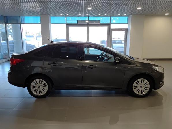 Ford Focus III Рестайлинг с пробегом 2018 года, цена 1 350 000 рублей, 93261 км, седан, Автокод Объявления