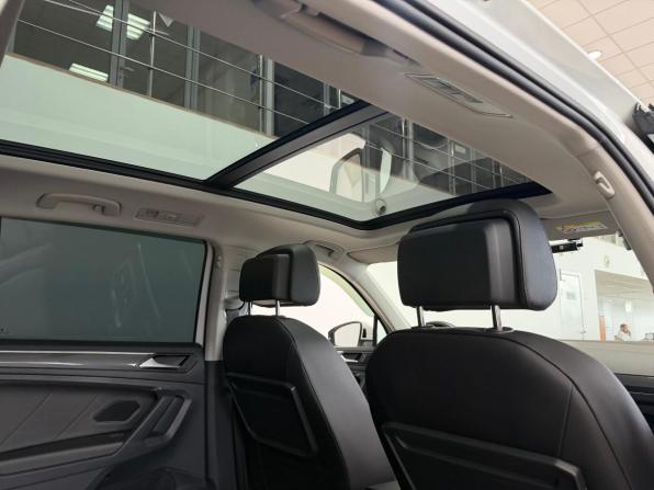 Volkswagen Tiguan II с пробегом 2020 года, цена 3 500 000 рублей, 51208 км, внедорожник, Автокод Объявления