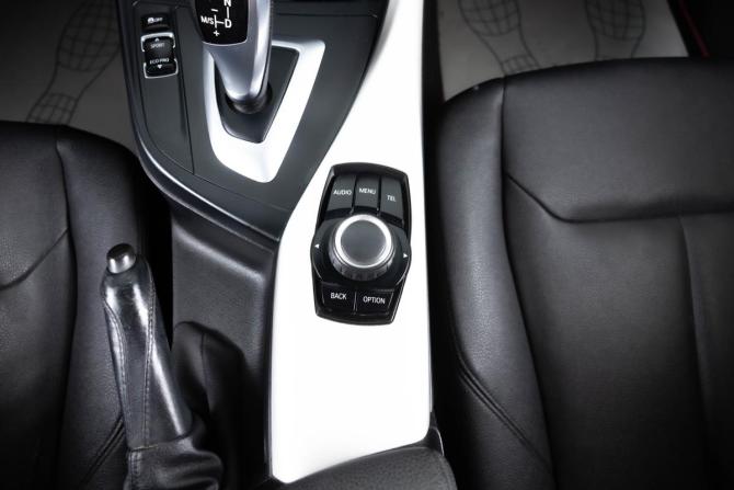 BMW 1 серии II (F20/F21) с пробегом 2013 года, цена 1 049 000 рублей, 216668 км, хэтчбек, Автокод Объявления