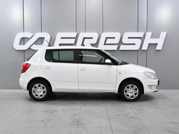 Skoda Fabia II Рестайлинг с пробегом 2013 года, цена 725 000 рублей, 75813 км, хэтчбек, Автокод Объявления