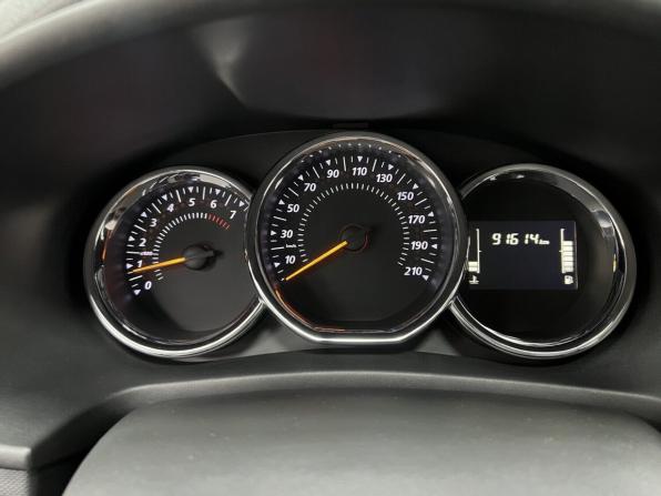 Renault Logan II Рестайлинг с пробегом 2020 года, цена 1 099 000 рублей, 91613 км, седан, Автокод Объявления