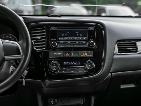Mitsubishi Outlander III Рестайлинг 2 с пробегом 2017 года, цена 1 690 000 рублей, 105103 км, внедорожник, Автокод Объявления