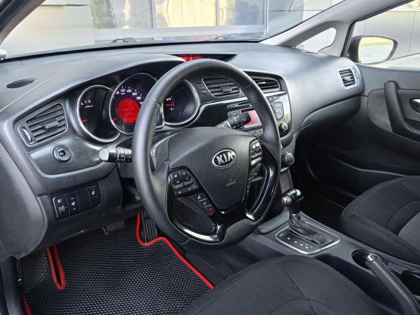 Kia Ceed II с пробегом 2013 года, цена 849 000 рублей, 233032 км, универсал, Автокод Объявления