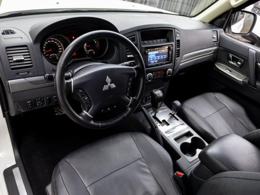Mitsubishi Pajero IV Рестайлинг 1 Краснодар  - изображение 13