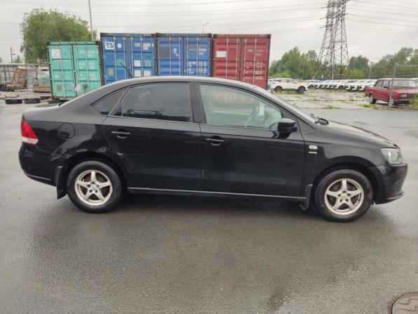 Volkswagen Polo V с пробегом 2013 года, цена 559 000 рублей, 212000 км, седан, Автокод Объявления