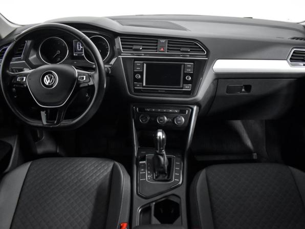 Volkswagen Tiguan II с пробегом 2018 года, цена 1 860 000 рублей, 90099 км, внедорожник, Автокод Объявления