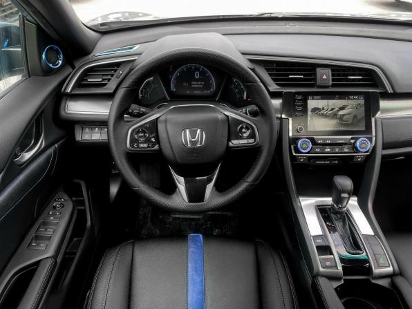 Honda Civic X с пробегом 2018 года, цена 1 849 000 рублей, 98823 км, хэтчбек, Автокод Объявления