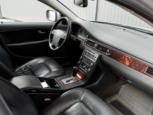 Volvo XC70 II с пробегом 2008 года, цена 1 450 000 рублей, 244867 км, универсал, Автокод Объявления