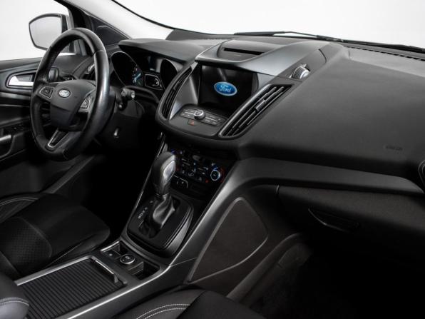 Ford Kuga II Рестайлинг с пробегом 2018 года, цена 1 695 000 рублей, 109973 км, внедорожник, Автокод Объявления