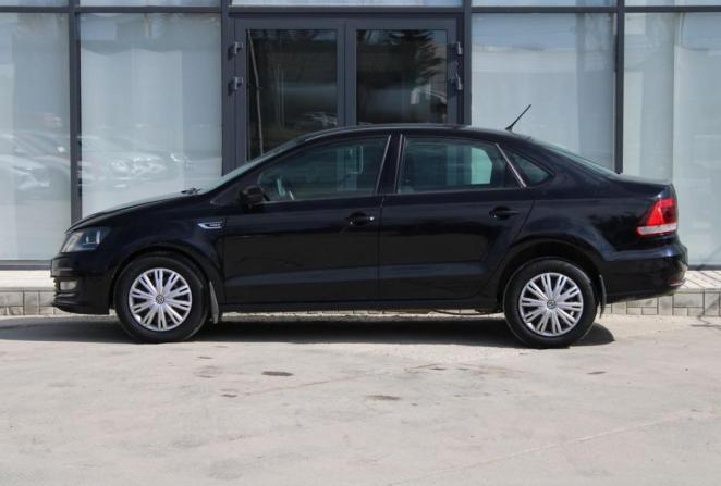 Volkswagen Polo V Рестайлинг с пробегом 2016 года, цена 880 000 рублей, 135039 км, седан, Автокод Объявления