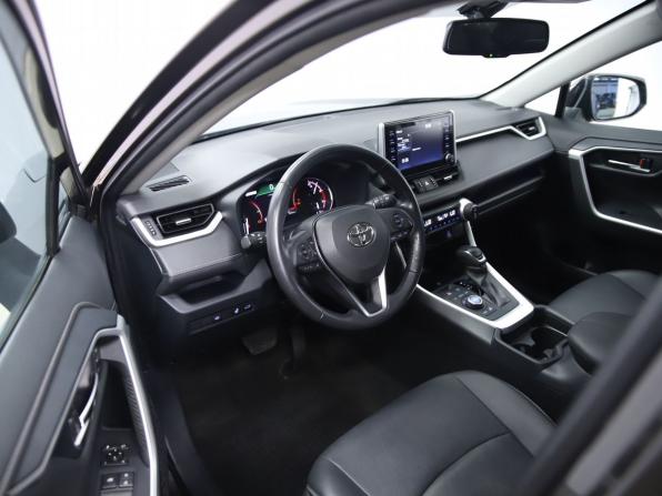 Toyota RAV4 V (XA50) с пробегом 2022 года, цена 3 550 000 рублей, 66966 км, внедорожник, Автокод Объявления