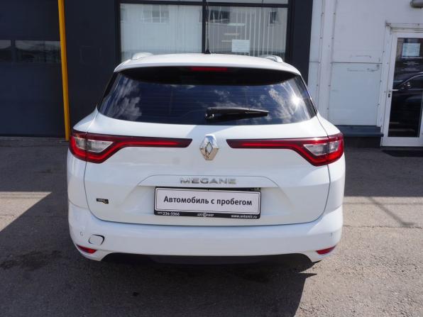 Renault Megane IV с пробегом 2018 года, цена 1 350 000 рублей, 176990 км, универсал, Автокод Объявления