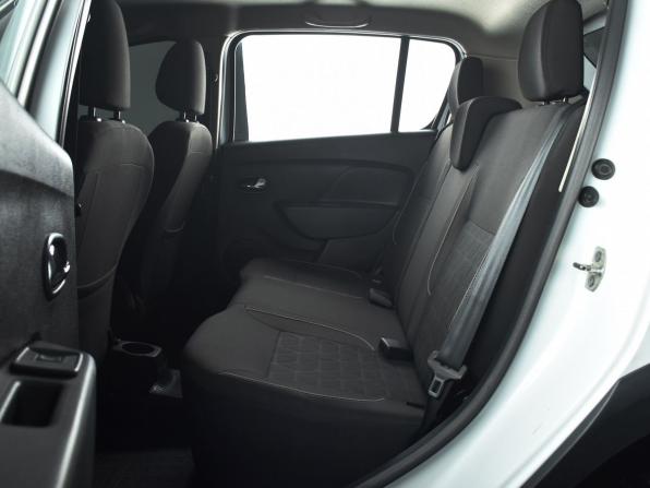 Renault Sandero II Рестайлинг с пробегом 2019 года, цена 969 999 рублей, 120625 км, хэтчбек, Автокод Объявления