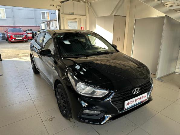 Hyundai Solaris II с пробегом 2017 года, цена 1 090 000 рублей, 116500 км, седан, Автокод Объявления