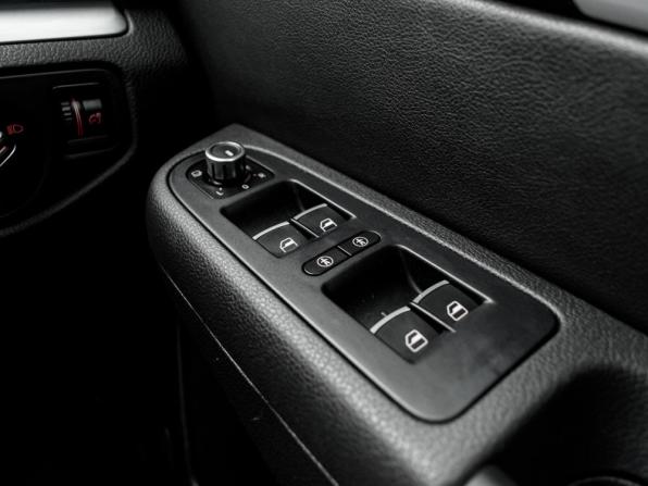Volkswagen Sharan II с пробегом 2012 года, цена 1 380 000 рублей, 112112 км, минивэн, Автокод Объявления