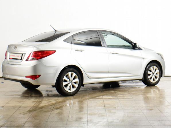 Hyundai Solaris I Рестайлинг с пробегом 2016 года, цена 959 000 рублей, 119000 км, седан, Автокод Объявления