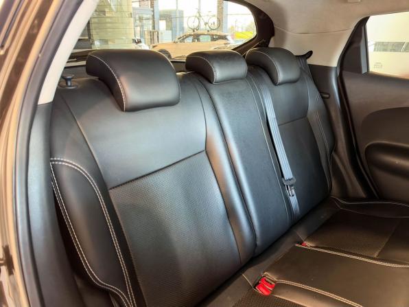 Nissan Juke I с пробегом 2011 года, цена 837 000 рублей, 275900 км, внедорожник, Автокод Объявления