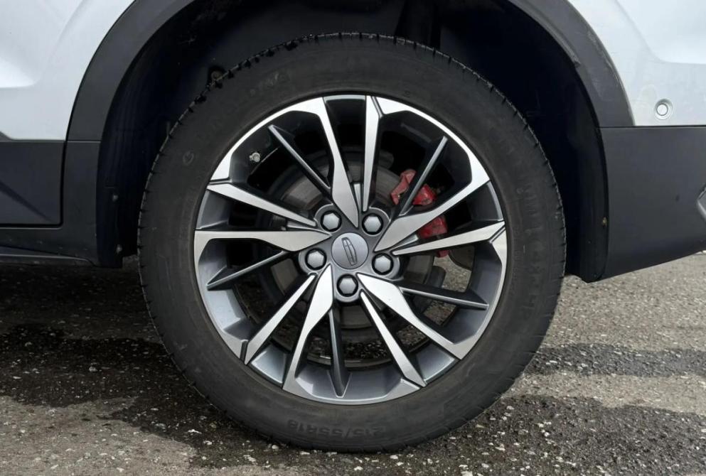Geely Coolray I Киров  - изображение 30