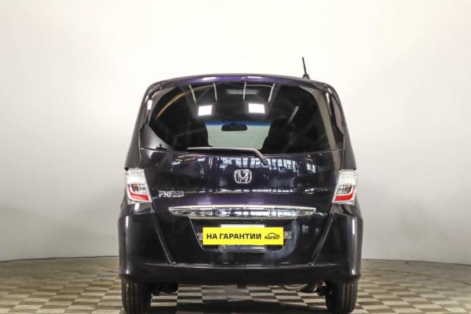 Honda Freed I Рестайлинг с пробегом 2012 года, цена 1 139 000 рублей, 86500 км, компактвэн, Автокод Объявления