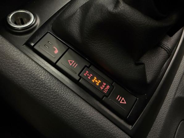 Volkswagen Amarok I с пробегом 2015 года, цена 2 100 000 рублей, 110000 км, offers.body_type.unknown, Автокод Объявления