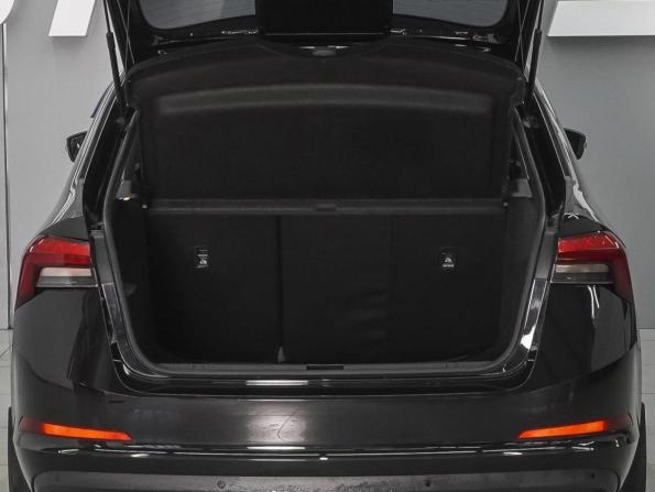 Skoda Rapid II с пробегом 2021 года, цена 1 889 000 рублей, 42631 км, лифтбек, Автокод Объявления