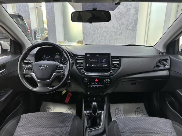 Hyundai Solaris II Рестайлинг с пробегом 2020 года, цена 1 499 000 рублей, 120408 км, седан, Автокод Объявления