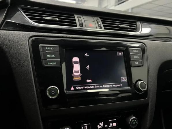 Skoda Rapid I Рестайлинг с пробегом 2017 года, цена 1 050 000 рублей, 169000 км, лифтбек, Автокод Объявления