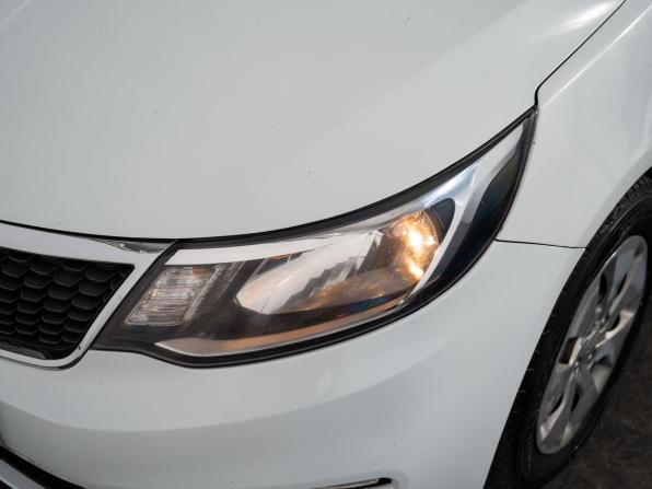 Kia Rio III Рестайлинг с пробегом 2015 года, цена 825 000 рублей, 151325 км, хэтчбек, Автокод Объявления
