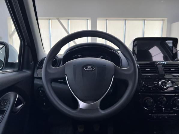 Lada (ВАЗ) Granta I Рестайлинг с пробегом 2023 года, цена 800 000 рублей, 65311 км, лифтбек, Автокод Объявления