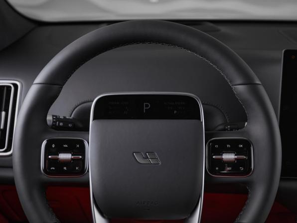 Новый Li Auto (Lixiang) L7 I Рестайлинг 2025 года, цена 10 590 000 рублей, внедорожник, Автокод Объявления