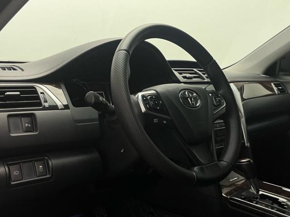 Toyota Camry VII (XV50) Рестайлинг с пробегом 2015 года, цена 1 999 000 рублей, 178071 км, седан, Автокод Объявления