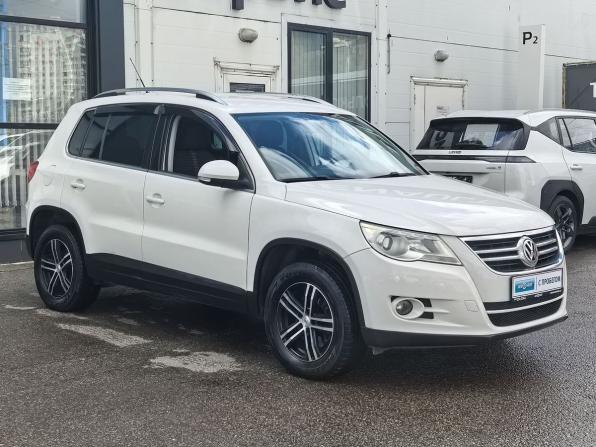 Volkswagen Tiguan I с пробегом 2009 года, цена 950 000 рублей, 226260 км, внедорожник, Автокод Объявления