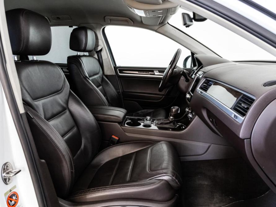 Volkswagen Touareg II Санкт-Петербург  - изображение 21