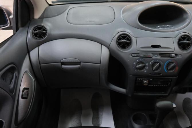 Toyota Vitz I (P10) с пробегом 2002 года, цена 399 000 рублей, 400000 км, хэтчбек, Автокод Объявления