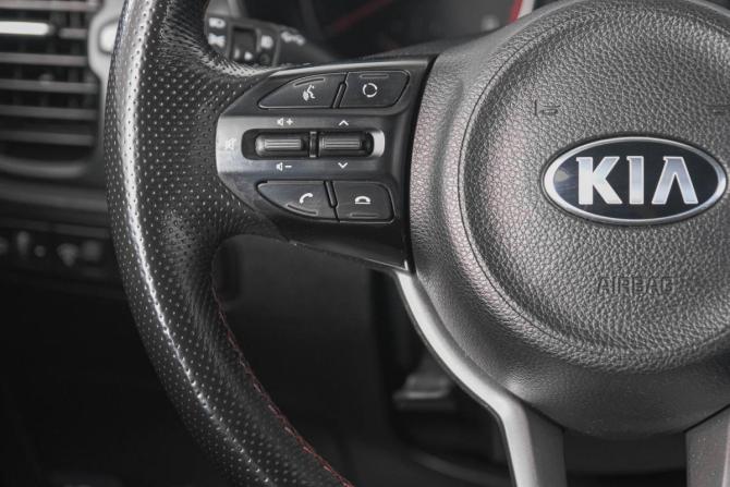 Kia Rio IV с пробегом 2019 года, цена 1 449 000 рублей, 127000 км, хэтчбек, Автокод Объявления
