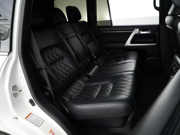 Toyota Land Cruiser 200 Series Рестайлинг 2 с пробегом 2017 года, цена 4 900 999 рублей, 217315 км, внедорожник, Автокод Объявления