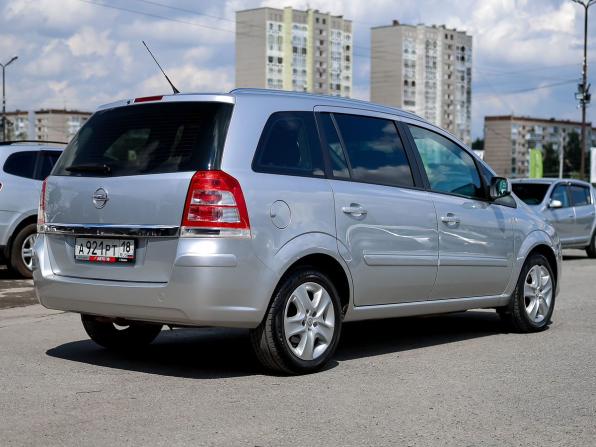 Opel Zafira B Рестайлинг с пробегом 2014 года, цена 899 000 рублей, 185513 км, компактвэн, Автокод Объявления
