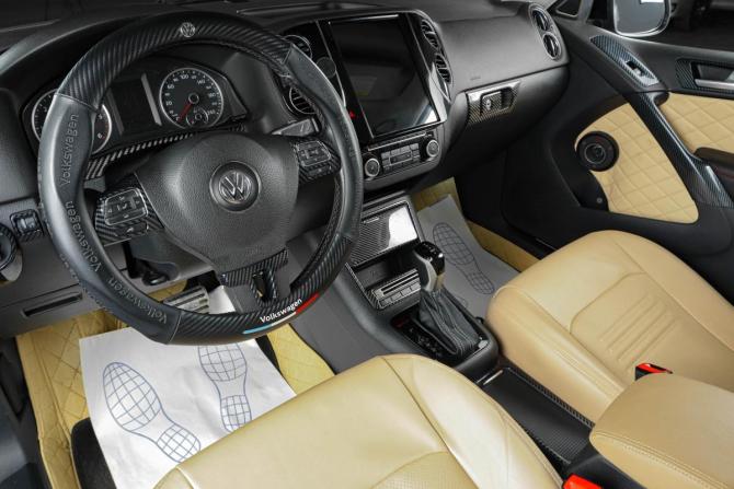Volkswagen Tiguan I Рестайлинг с пробегом 2011 года, цена 1 629 000 рублей, 242125 км, внедорожник, Автокод Объявления