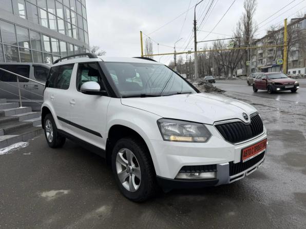 Skoda Yeti I Рестайлинг с пробегом 2015 года, цена 1 195 000 рублей, 113929 км, внедорожник, Автокод Объявления